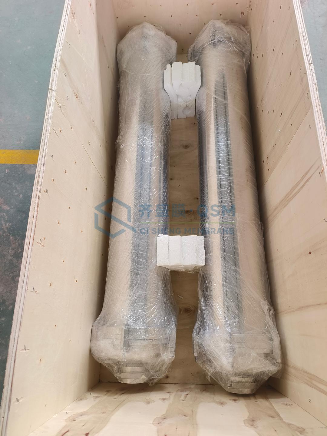 Ceramic membrane module