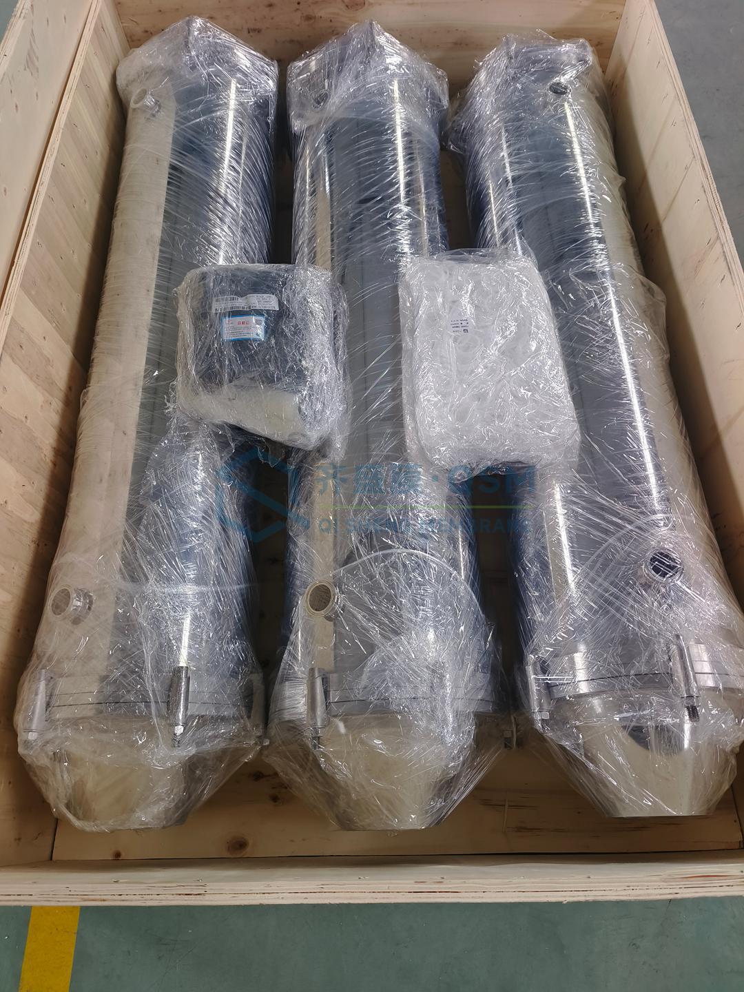 Ceramic membrane module