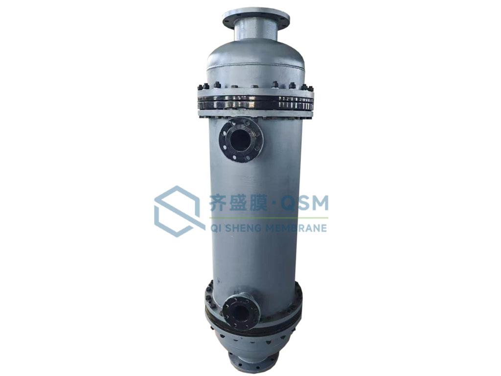 Fluoropolymer-Lined Silicon Carbide Membrane Module
